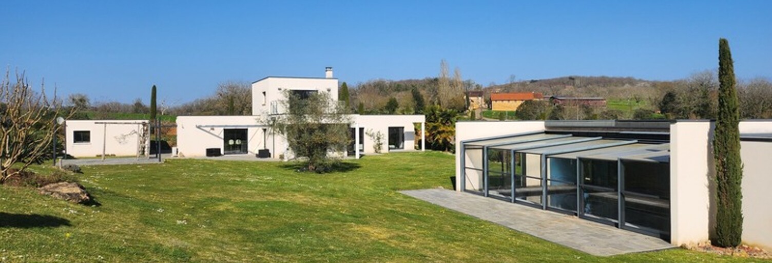 Maison 5 Pièces 147 m² à vendre à Sainte-Nathalène (24200)