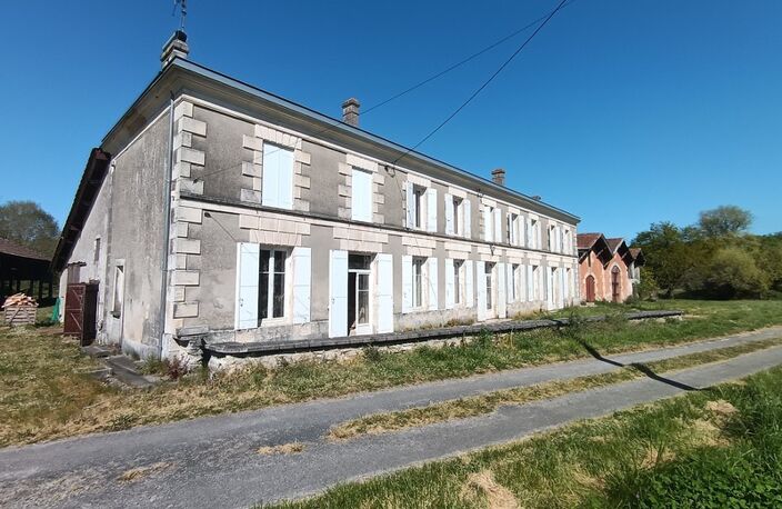Maison à vendre 7 pièces CAMPUGNAN (33) — photo 2