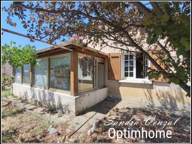 EXCLUSIVITE ! MAISON de PLAIN PIED avec JARDIN, GARAGE, CAVE et VERANDA — photo du bien