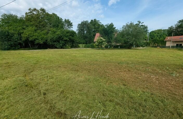 ARBUSIGNY - Terrain constructible 847 m² dans un environnement recherché — photo 5