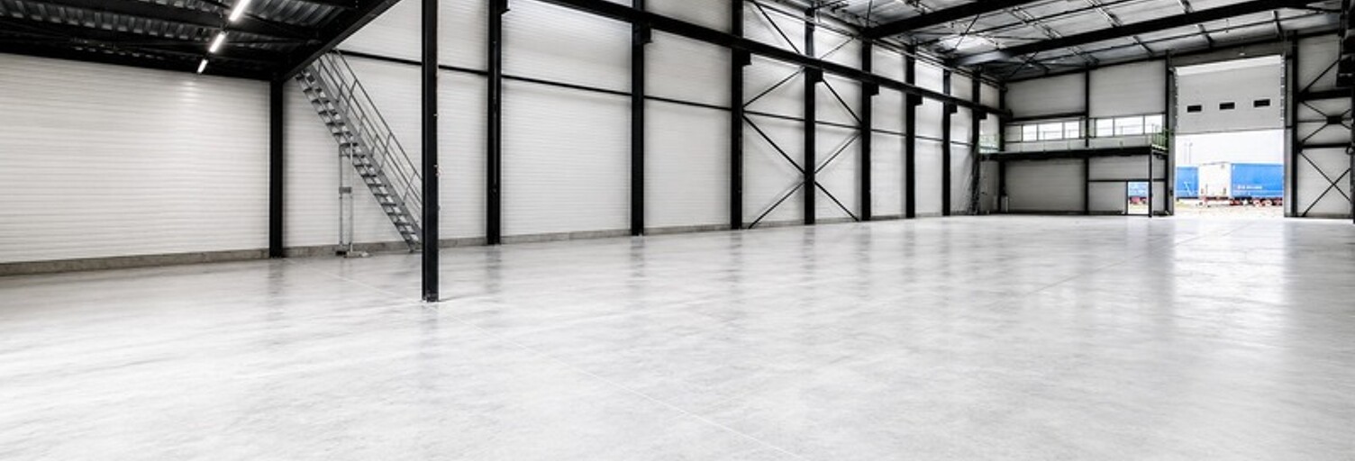 Local industriel 3 Pièces 1058 m² à vendre à Sainte-Hélène-sur-Isère (73460)