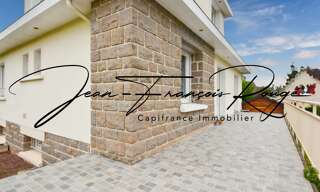 Maison 6 Pièces 133 m² à vendre à Agneaux (50180)