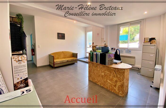 Local/bureau à vendre  (47)Ensemble immobilier professionnel de 1 880 m² à Barbaste — photo 2