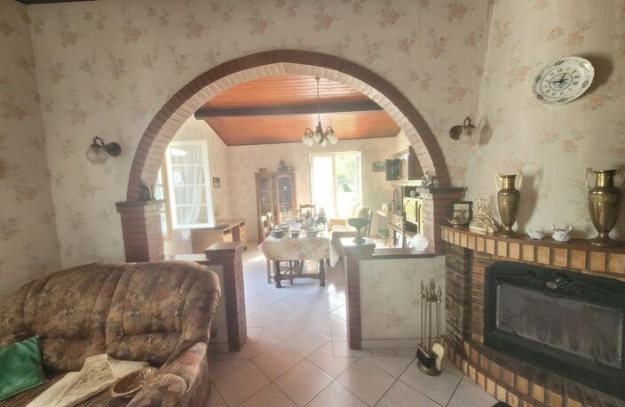 Maison à vendre 6 pièces SAINT VIVIEN DE MEDOC (33), ensemble immobilier sur terrain de 3660 m2 — photo 5