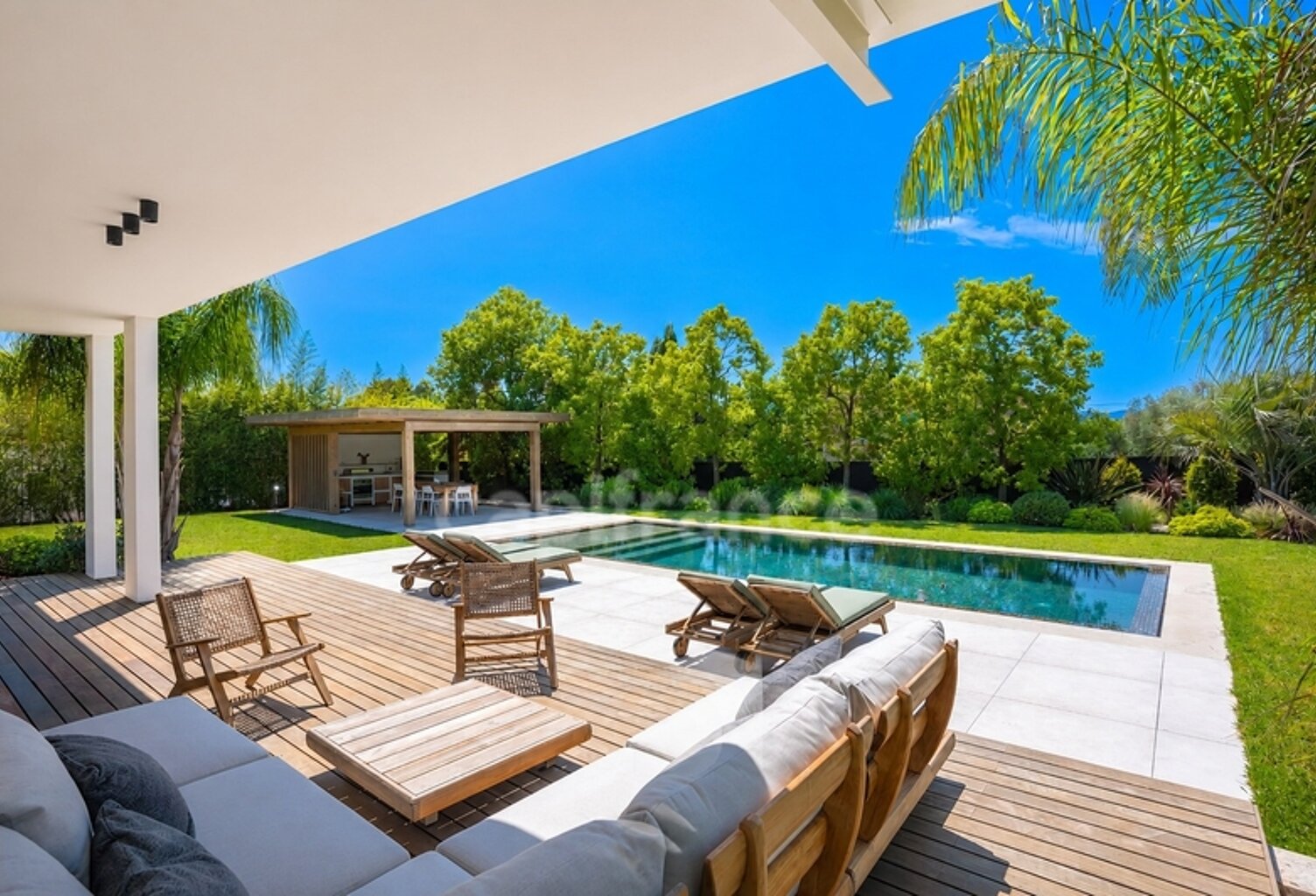 Maison à vendre 6 pièces MOUGINS (06) — photo 1
