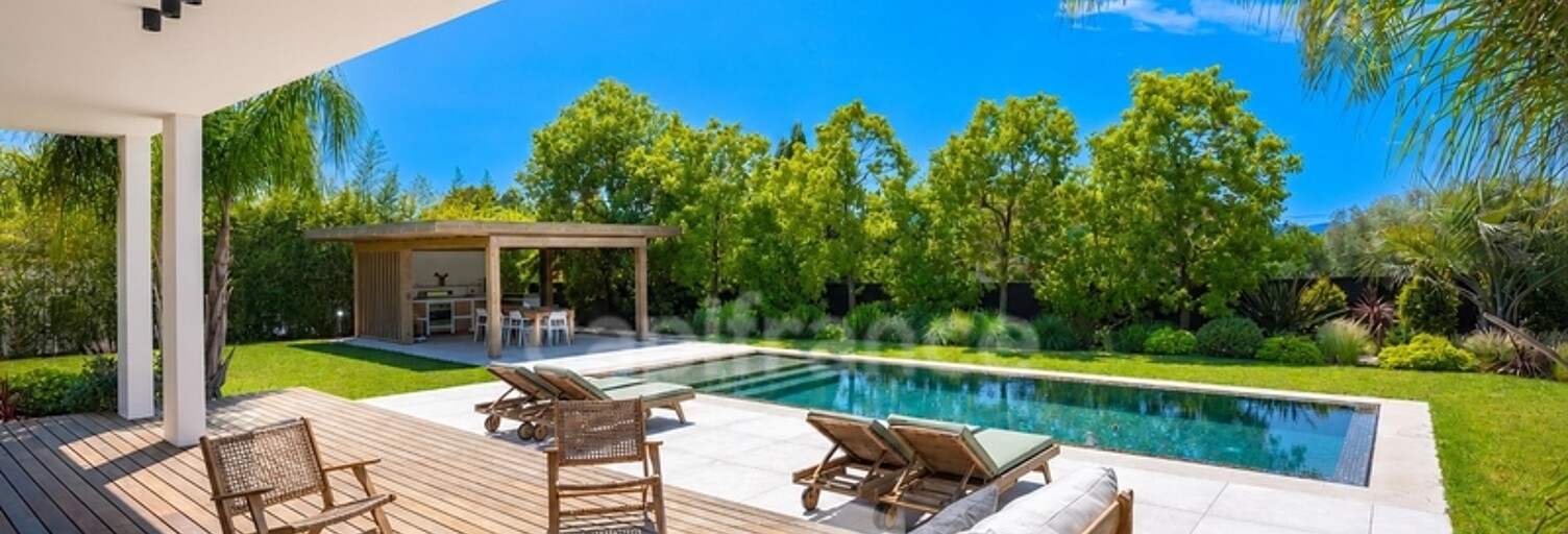 Maison 6 Pièces 217 m² à vendre à Mougins (06250)