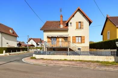 Maison 6 pièces 148400 €