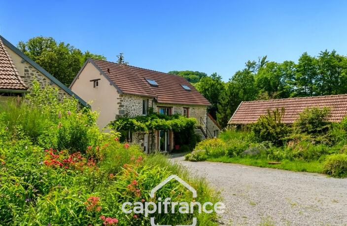 À REPRENDRE – DOMAINE TOURISTIQUE – 5 CHAMBRES D’HÔTES + 3 GÎTES –  MURS + ACTIVITÉ — photo 2
