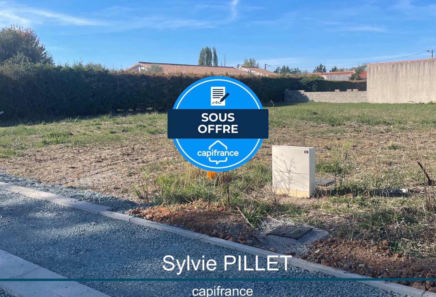 Terrain à vendre de 588 m² PUYRAVAULT en VENDEE (85) — photo 1