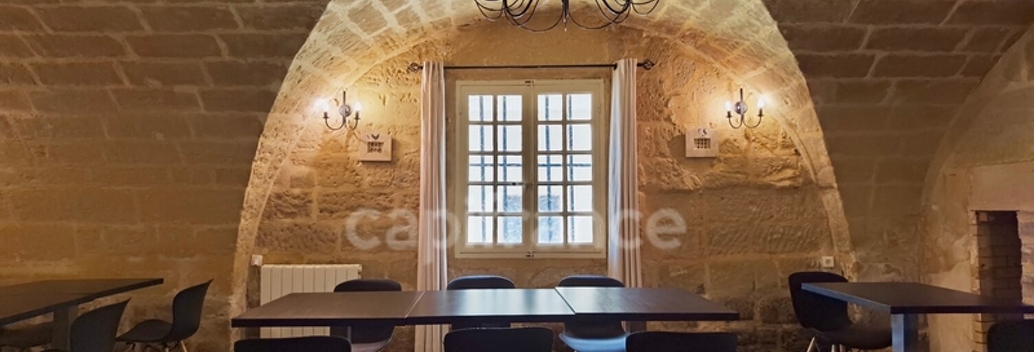 Maison 14 Pièces 548 m² à vendre à Uzès (30700)