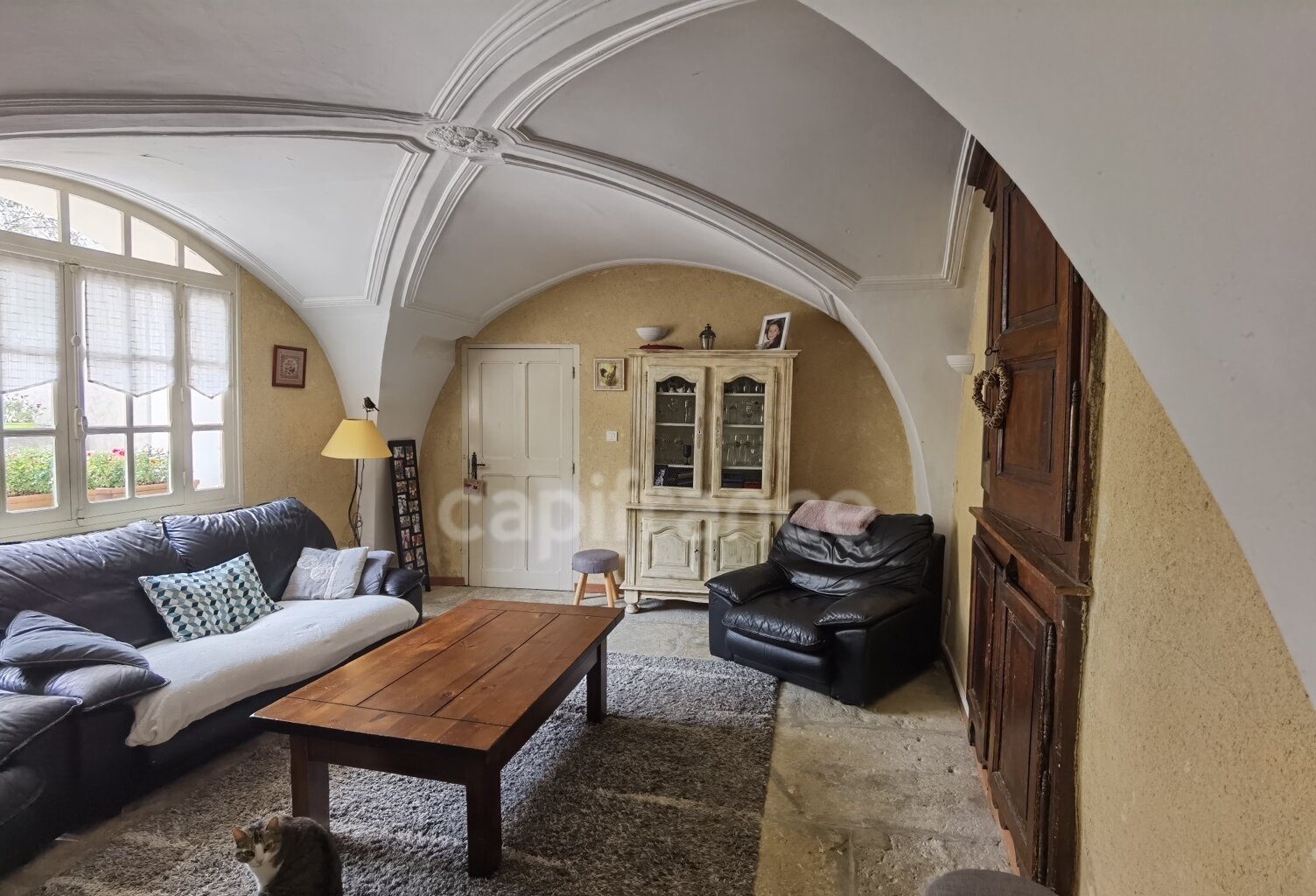Dpt Gard (30), à vendre UZES propriete P14 de 548 m² - Terrain de 830,00 m² — photo 1