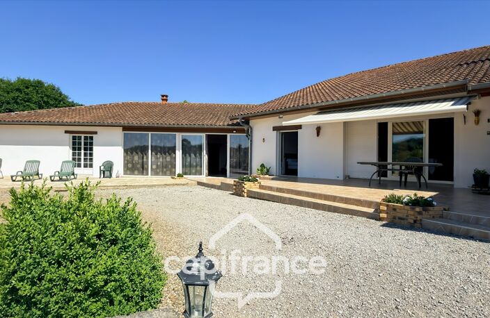 Saint Cricq Chalosse (40), Maison familiale de plain-pied avec dépendance - étang - sur 1 hectare de terrain en Chalosse — photo 3