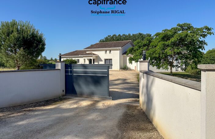 Maison à vendre 6 pièces maison de 180m2 habitables sur un terrain clos de 7315m2 — photo 2