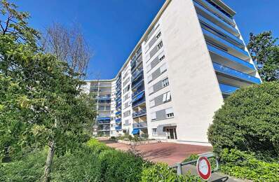 Appartement À Vendre — photo du bien