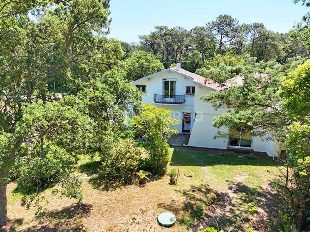 Maison 7 pièces — photo du bien