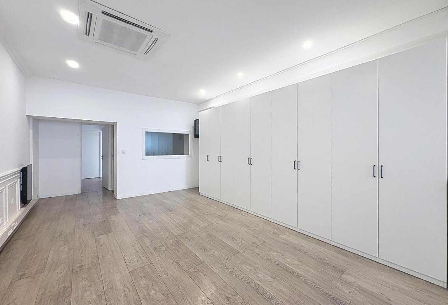 Boutique — photo 1