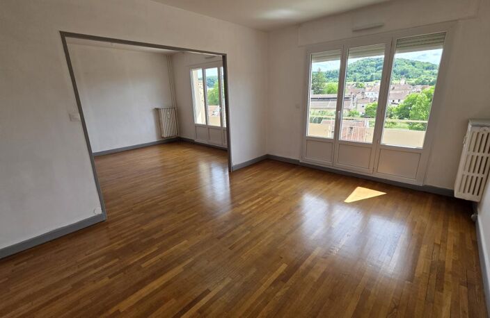 À VENDRE – Appartement T5 de 111 m² avec balcon, garage et cave – Vesoul — photo 2