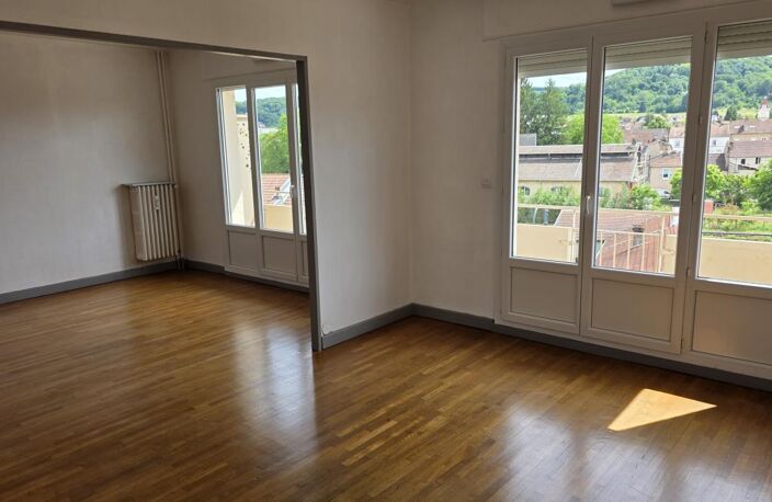À VENDRE – Appartement T5 de 111 m² avec balcon, garage et cave – Vesoul — photo 4