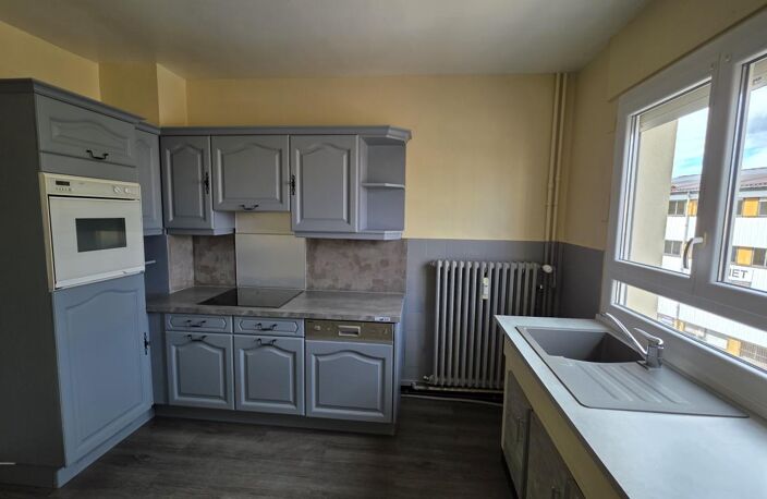 À VENDRE – Appartement T5 de 111 m² avec balcon, garage et cave – Vesoul — photo 5