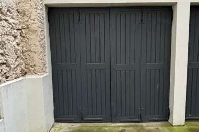 Garage  250 €