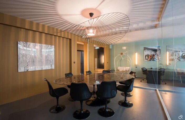 LOFT Clé en main avec mobilier design, surface de 265 m² tout compris charges et mobilier inclus à 7990 € HT/mois. Possibilité vente — photo 3
