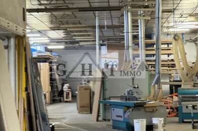 Local industriel  2700000 €
