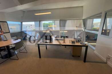 Local industriel  2330000 €