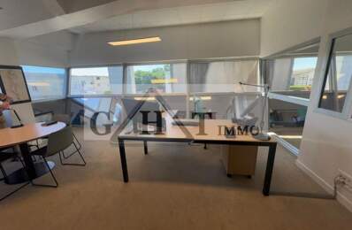 ENTREPOT BUREAUX 960 M2 A LA VENTE A CHAMPIGNY SUR MARNE — photo du bien