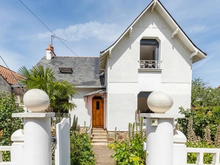 Maison de 7 pièces de 199 m² à La Montagne — photo 1
