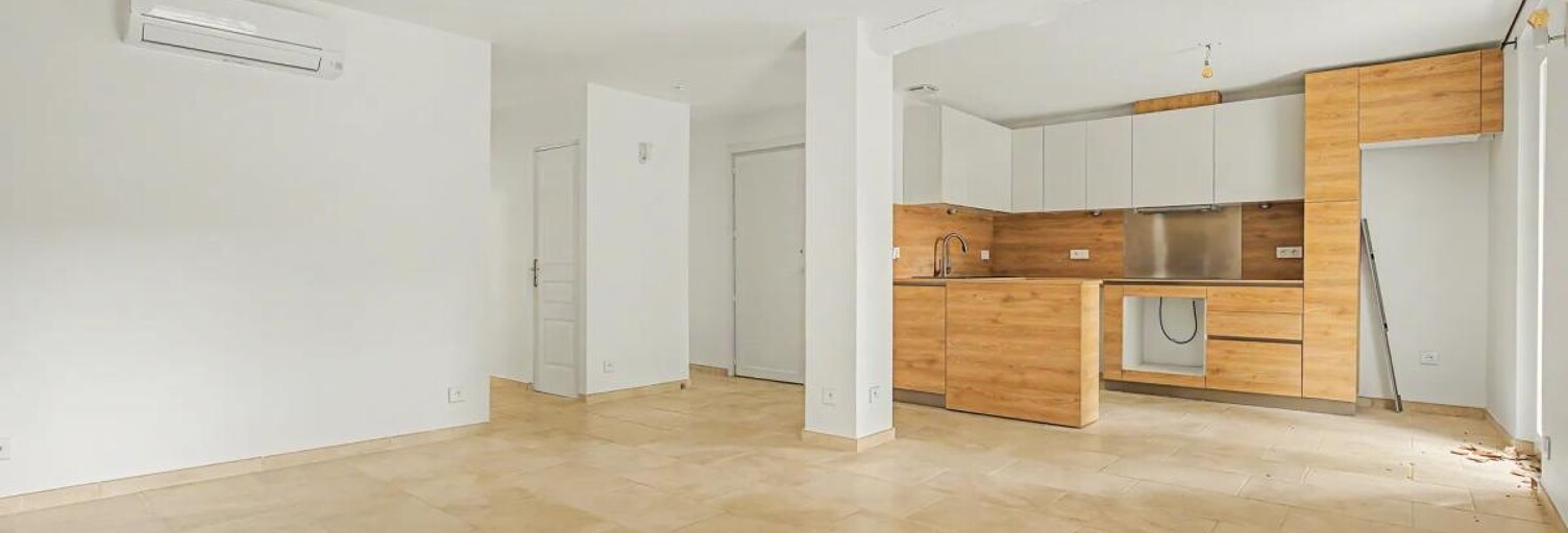 Appartement 3 Pièces 64 m² à vendre à Eyguières (13430)