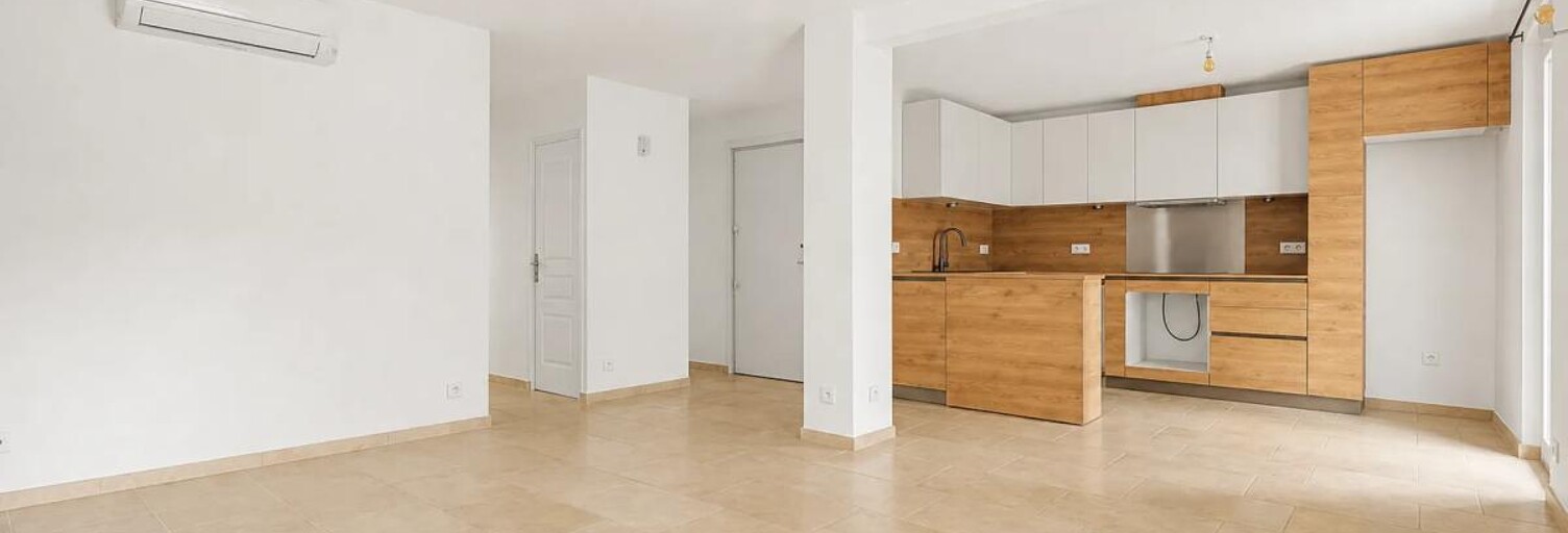 Appartement 3 Pièces 64 m² à vendre à Eyguières (13430)