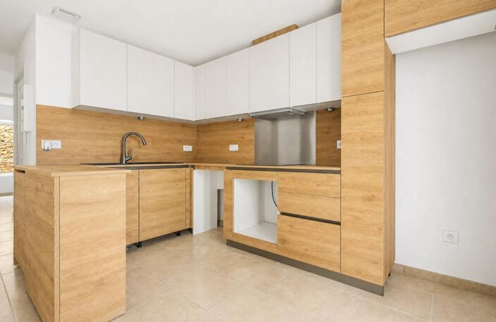 Appartement de 3 pièces de 64,68 m² à Eyguières — photo 2