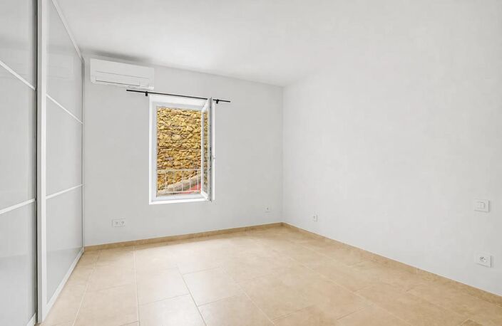 Appartement de 3 pièces de 64,68 m² à Eyguières — photo 4