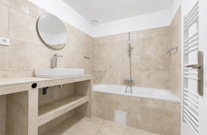 Appartement de 3 pièces de 64,68 m² à Eyguières — photo 5