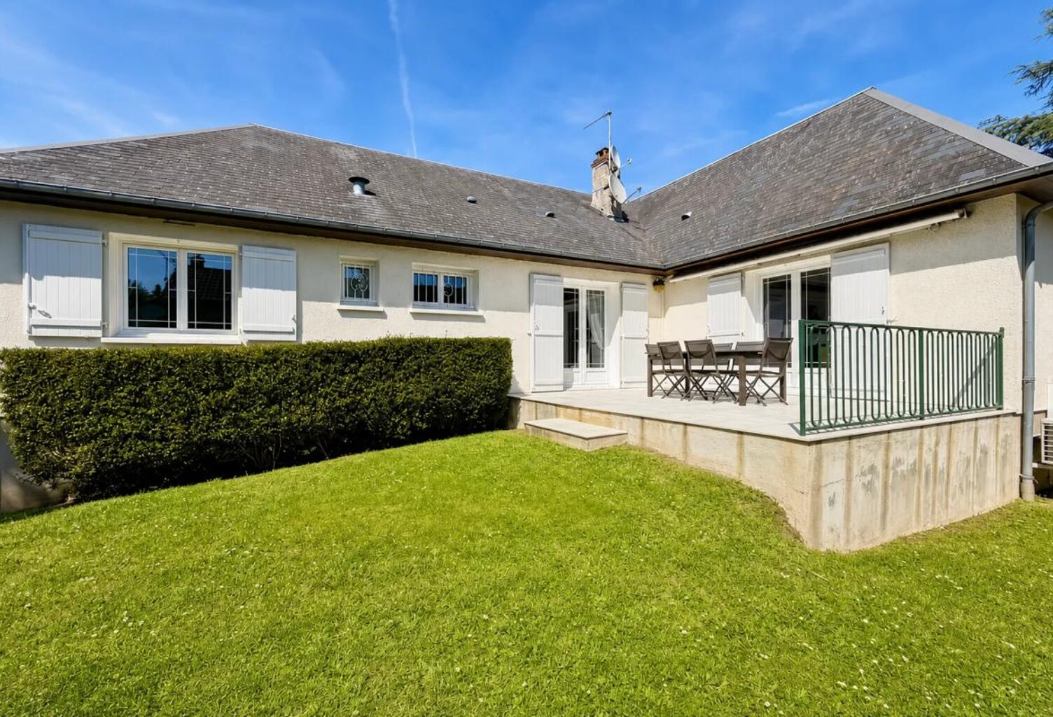 Maison de 6 pièces de 135 m² à Donnery — photo 1