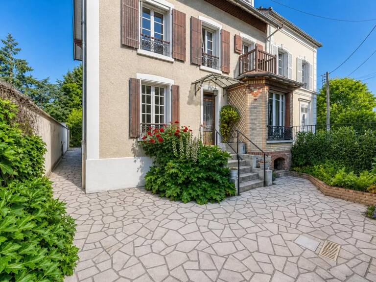 Maison de 7 pièces de 140 m² à Eaubonne — photo 1