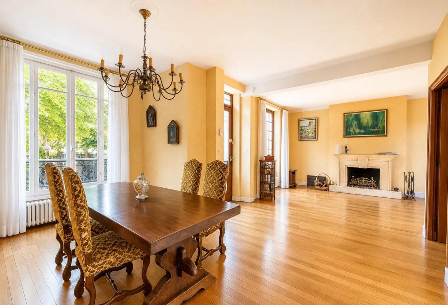 Maison de 7 pièces de 140 m² à Eaubonne — photo 1