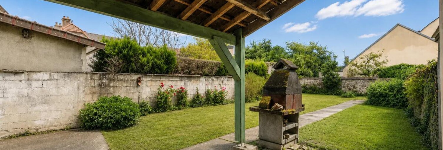 Maison 4 Pièces 104 m² à vendre à Villeneuve-le-Comte (77174)