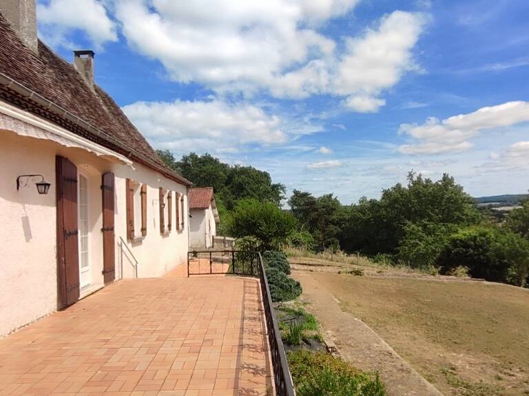 MAISON PÉRIGOURDINE 120.00M² HAB 3 CHAMBRES AVEC VUE DÉGAGÉE + GARAGES + ATELIER, LE TOUT SUR 5 200M² ENVIRON   — photo 1