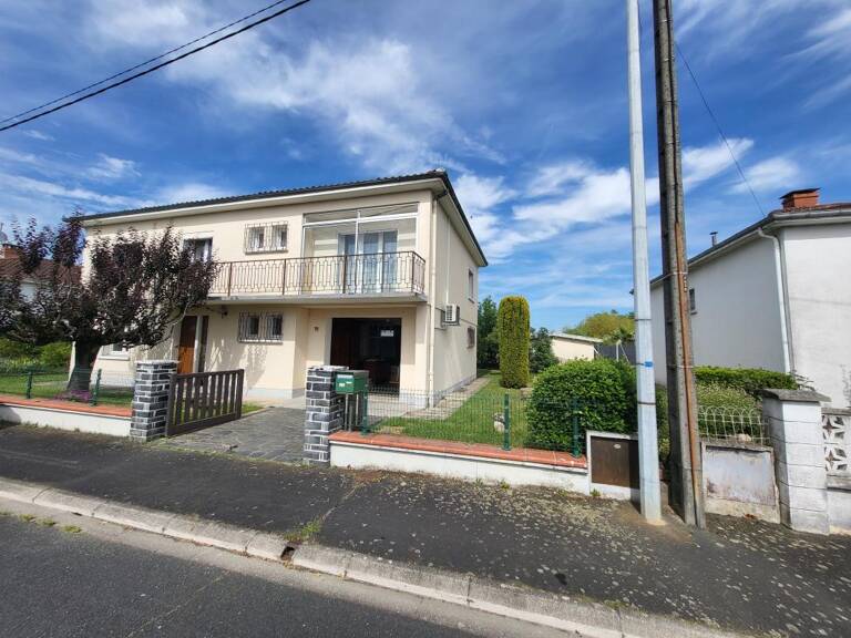 Maison À Vendre — photo 1