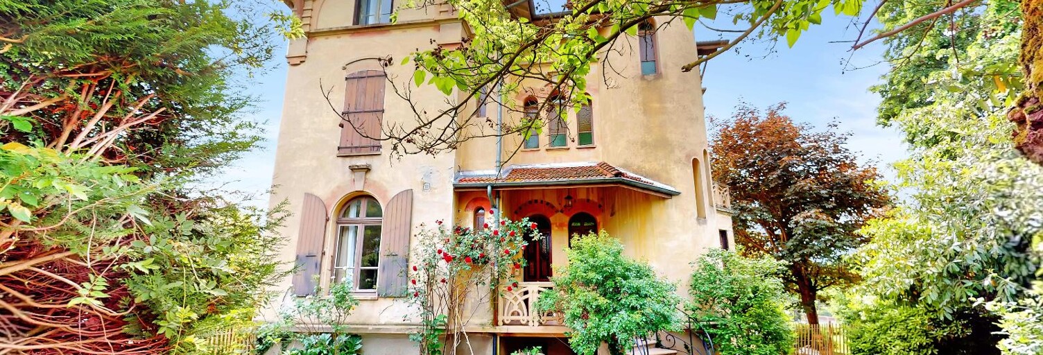 Maison 8 Pièces 186 m² à vendre à Hauterives (26390)