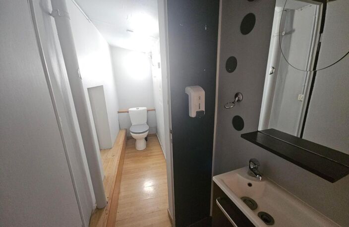 Location bureau  65 m² à Tours (37000) — photo 5