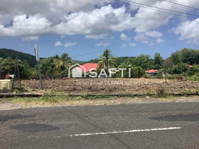 Terrain de 965 m2 au quartier Sans Pareil — photo du bien