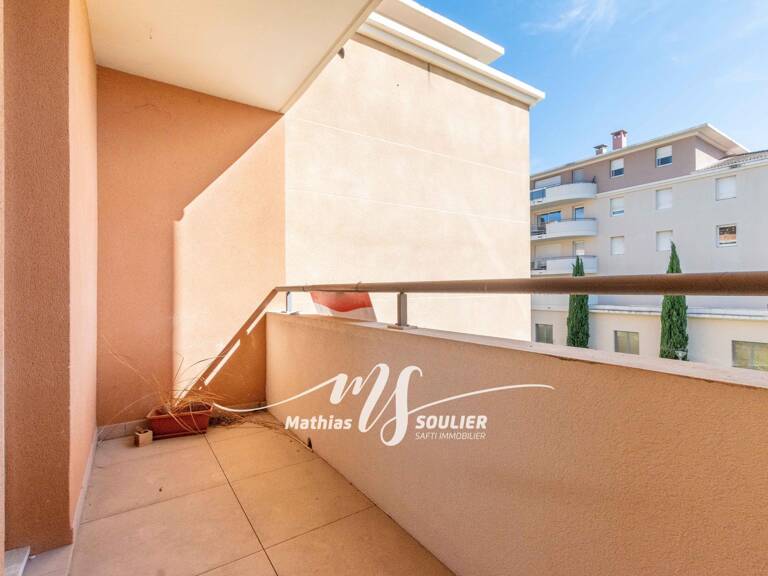 T2 48 m² avec terrasse/balcon/parking - La Duranne — photo 1