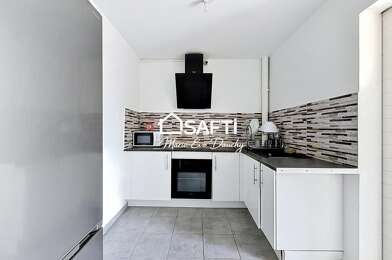 Appartement 3 pièces 780 €