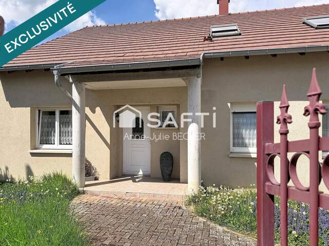 Maison avec vie de plain-pied et étage — photo du bien