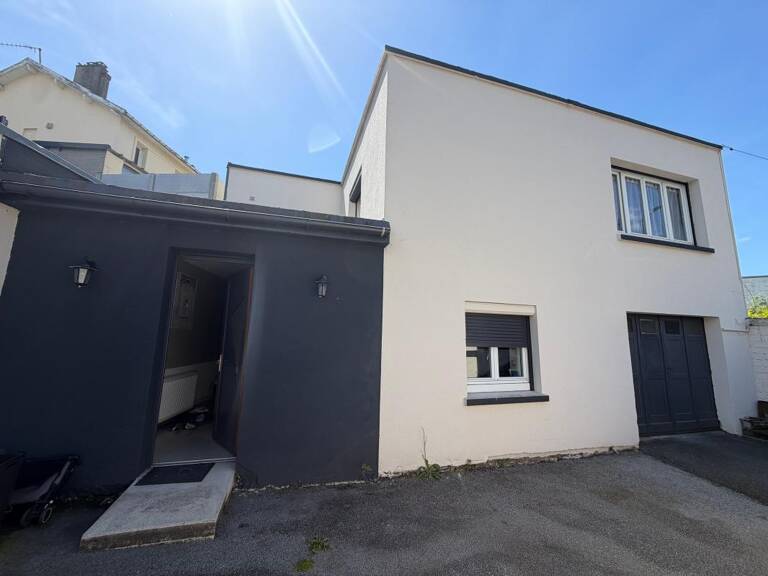 Maison À Vendre - SAINTE CECILE - JARDIN - GARAGE — photo 1