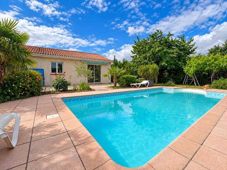 Superbe maison de plein pied ultra fonctionnelle  avec piscine et climatisation — photo 1