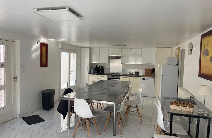 Opportunité Rare – Spacieuse Maison Rénovée, Emplacement Privilégié, Le Croisic 8 pièce(s) 160 m2 — photo 2