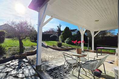 Maison 6 pièces 321800 €